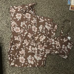 Set- wide leg pants with matching crop top